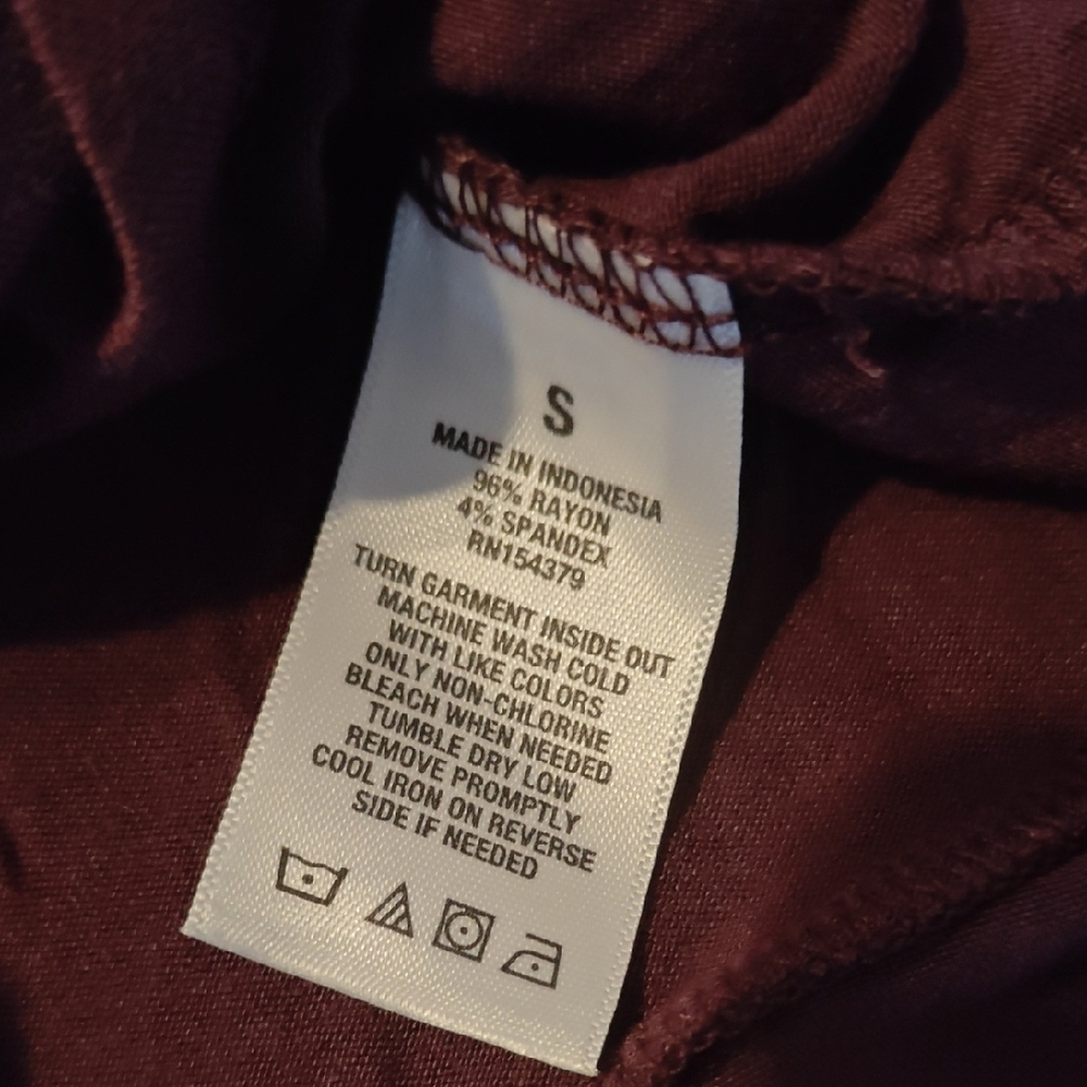 NWT Aeropostale Plum Ruched Blouse - Picture 7 of 7